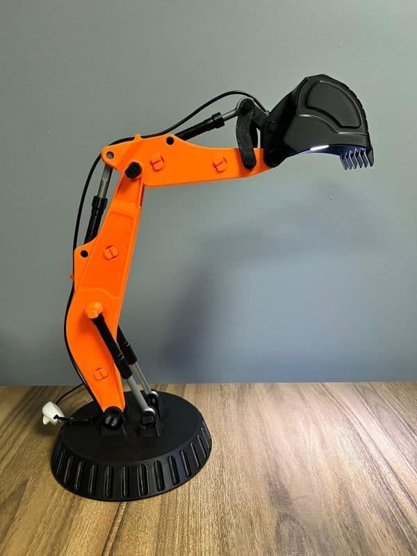 Ekskavatör masa lambası 3d baskı